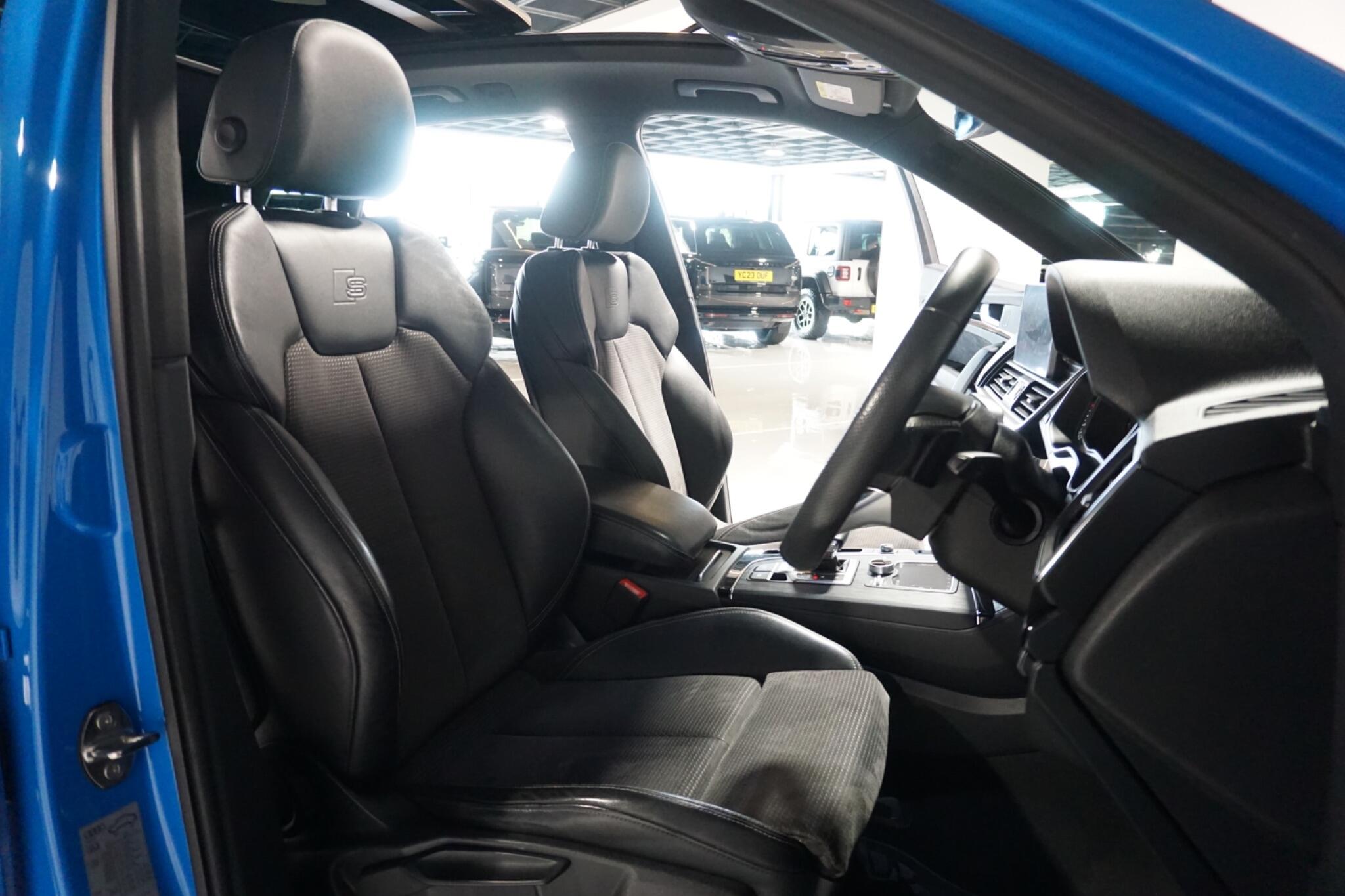 Audi Q5 2.0 TDI 40 Black Edition SUV 5dr Diesel S Tronic quattro Euro 6 (s/s) (190 ps)